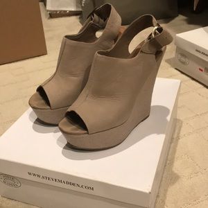 Steve Madden wedges